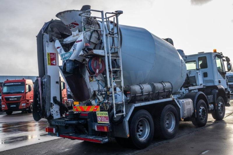 Iveco EUROTRAKKER 400+BAND/TAPIS/BELT-T40 - Автобетоносмеситель: фото 3 Iveco EUROTRAKKER 400+BAND/TAPIS/BELT-T40 - Автобетоносмеситель: фото 3