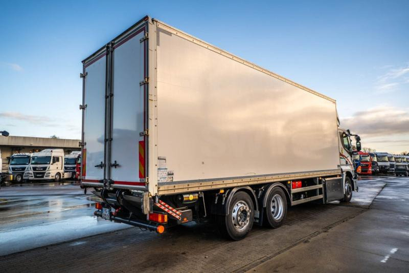 Iveco STRALIS 400 CNG // HAYON DHOLLANDIA - Грузовик с закрытым кузовом: фото 4 Iveco STRALIS 400 CNG // HAYON DHOLLANDIA - Грузовик с закрытым кузовом: фото 4