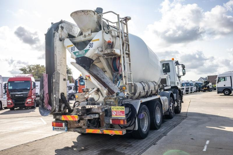 Iveco TRAKKER 400+BAND/TAPIS/BELT T40 - Автобетоносмеситель: фото 3 Iveco TRAKKER 400+BAND/TAPIS/BELT T40 - Автобетоносмеситель: фото 3