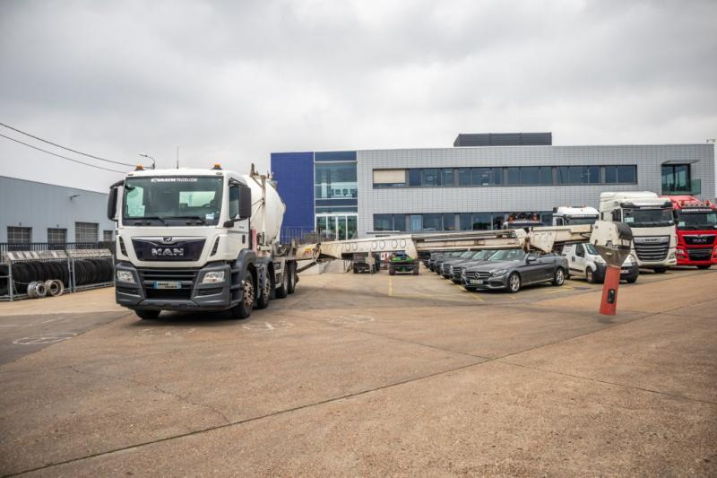 MAN TGS 32.360+PUTZMEISTER8M³+BAND/BELT/TAPIS - Автобетоносмеситель: фото 1 MAN TGS 32.360+PUTZMEISTER8M³+BAND/BELT/TAPIS - Автобетоносмеситель: фото 1