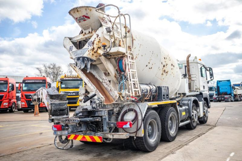 MAN TGS 32.400 BB+BAND/BELT/TAPIS T40/13TM - Автобетоносмеситель: фото 4 MAN TGS 32.400 BB+BAND/BELT/TAPIS T40/13TM - Автобетоносмеситель: фото 4