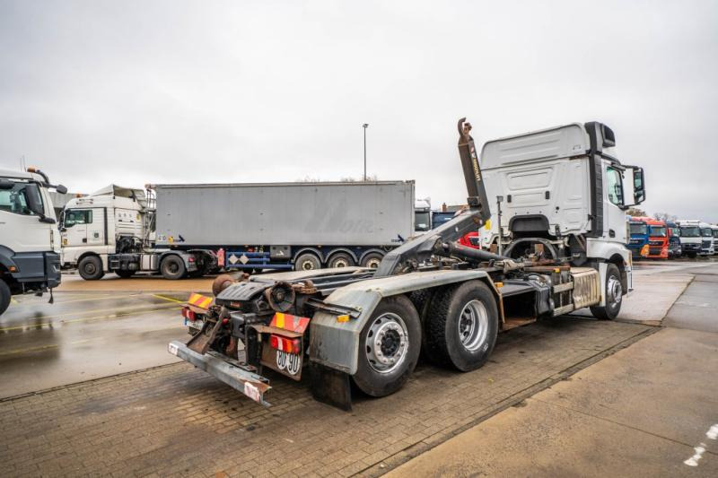 Mercedes ACTROS 2540 +MULTILIFT XP 20-56 - Крюковой мультилифт: фото 4 Mercedes ACTROS 2540 +MULTILIFT XP 20-56 - Крюковой мультилифт: фото 4