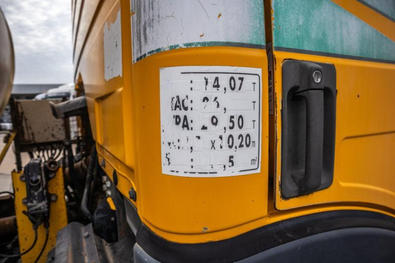 Самосвал Mercedes SK 2531-6X2-PATA/BITUMEN/ASFALT/GOUDRON: фото 8 Самосвал Mercedes SK 2531-6X2-PATA/BITUMEN/ASFALT/GOUDRON: фото 8