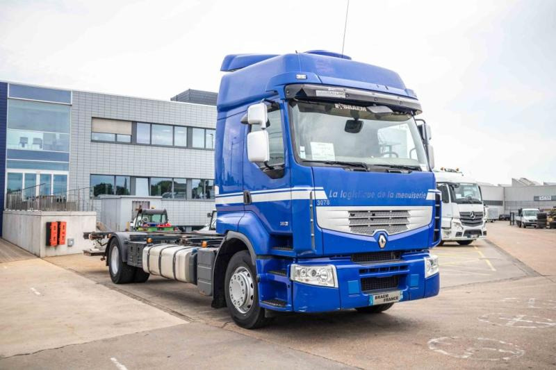 Renault PREMIUM 380DXI+E5/EEV+HAYON - Грузовик-контейнеровоз/ Сменный кузов: фото 2 Renault PREMIUM 380DXI+E5/EEV+HAYON - Грузовик-контейнеровоз/ Сменный кузов: фото 2