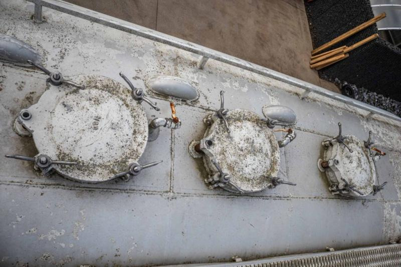 Renault T 460+SILO/ 5 COMP. - Грузовик-цистерна: фото 5 Renault T 460+SILO/ 5 COMP. - Грузовик-цистерна: фото 5