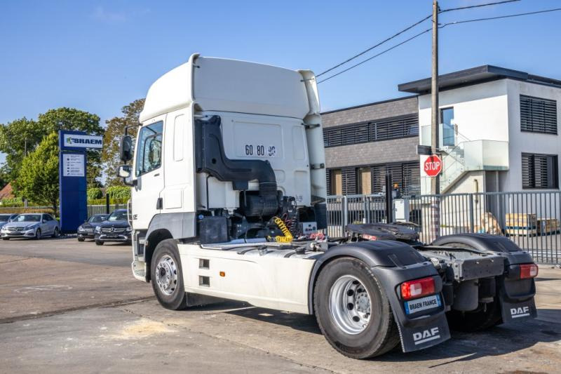 DAF CF 85.460+INTARDER+COMPRESSEUR - Тягач: фото 4 DAF CF 85.460+INTARDER+COMPRESSEUR - Тягач: фото 4