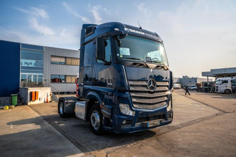 Mercedes ACTROS 1846 LS - Тягач: фото 2 Mercedes ACTROS 1846 LS - Тягач: фото 2