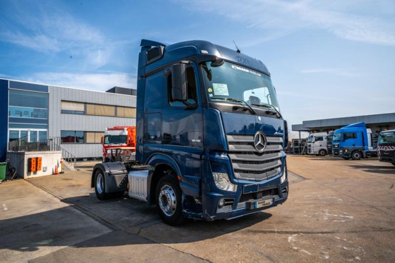 Mercedes ACTROS 1846 LS - Тягач: фото 2 Mercedes ACTROS 1846 LS - Тягач: фото 2