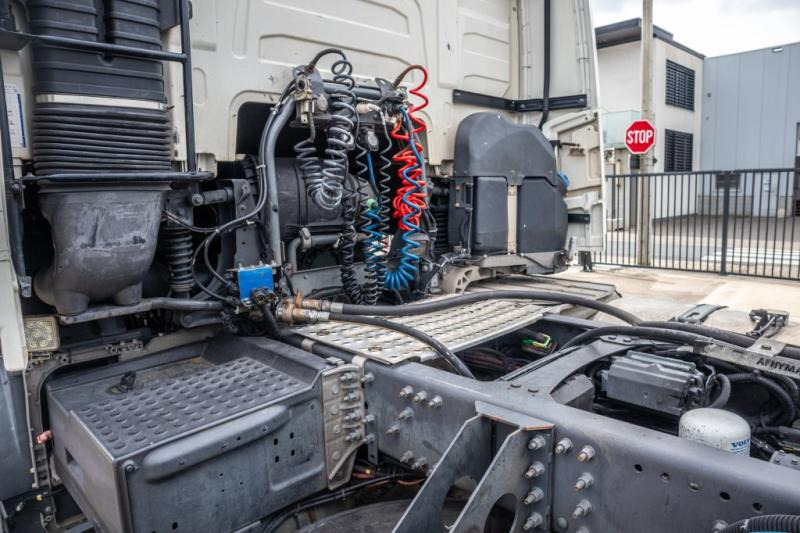 Volvo FH460+E6+Kiphydr. - Тягач: фото 5 Volvo FH460+E6+Kiphydr. - Тягач: фото 5