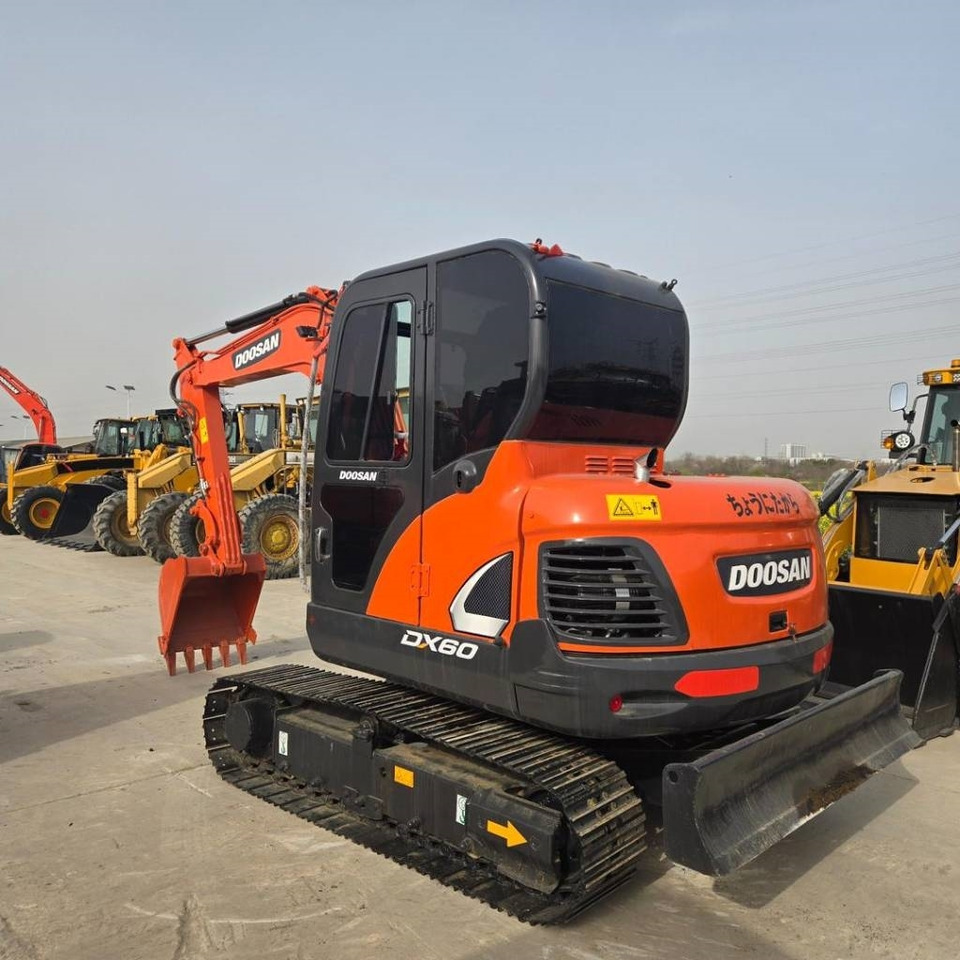 Doosan DX 60-9 C - Мини-экскаватор: фото 2 Doosan DX 60-9 C - Мини-экскаватор: фото 2