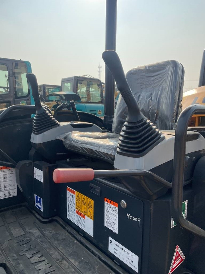 Komatsu PC 35 - Мини-экскаватор: фото 4 Komatsu PC 35 - Мини-экскаватор: фото 4