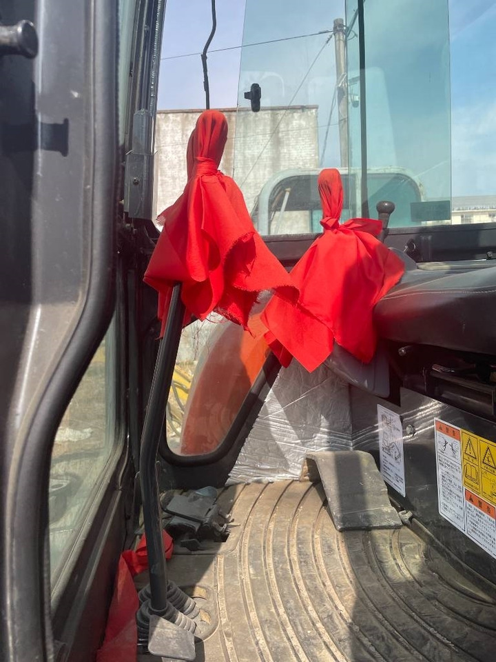 Kubota U 35 - Мини-экскаватор: фото 5 Kubota U 35 - Мини-экскаватор: фото 5