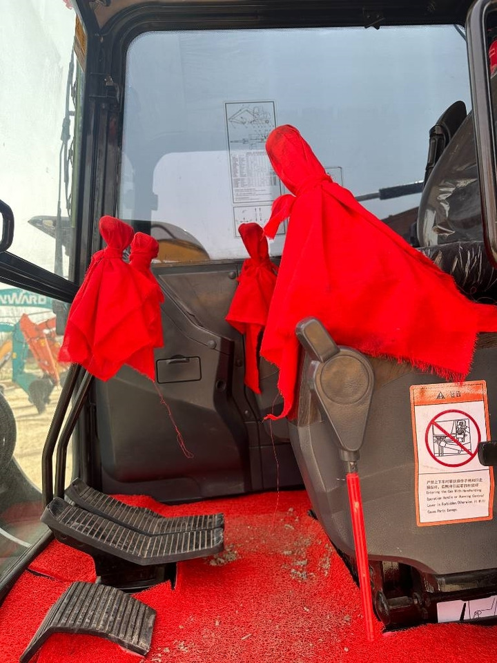 Мини-экскаватор Sany 60c [ Copy ]: фото 9