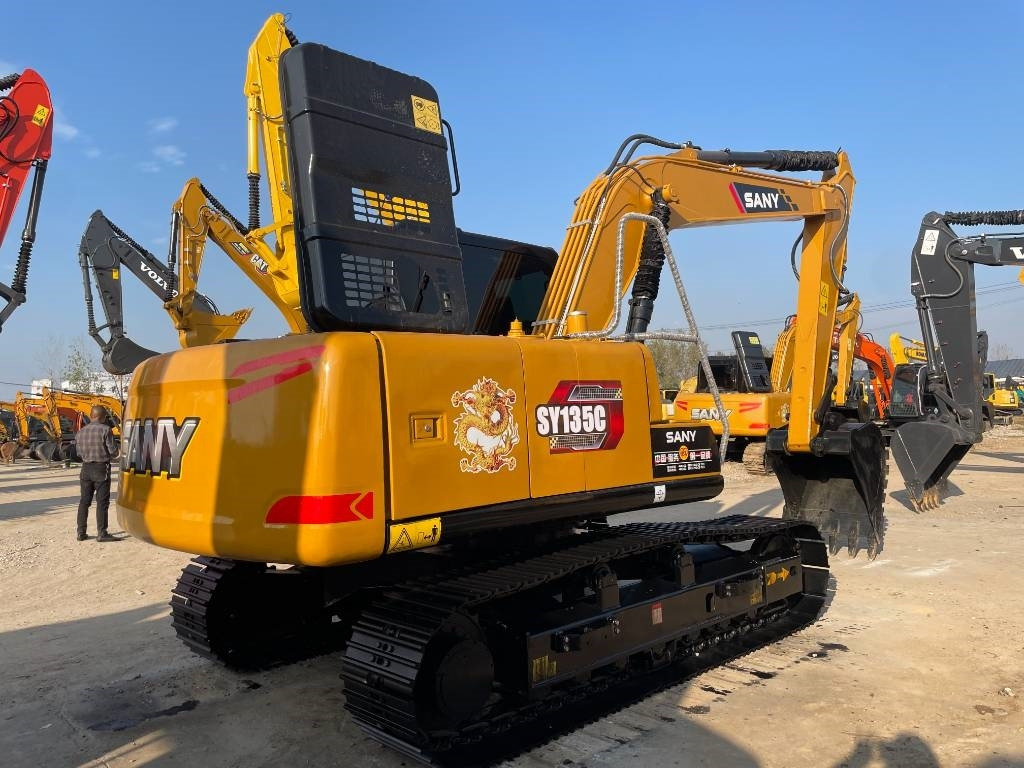 Sany SY 135 C - Гусеничный экскаватор: фото 2 Sany SY 135 C - Гусеничный экскаватор: фото 2