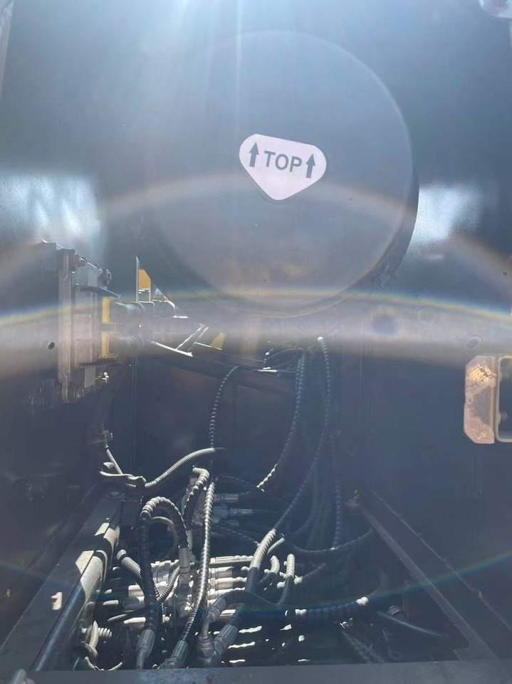 Volvo EC 240 - Гусеничный экскаватор: фото 3 Volvo EC 240 - Гусеничный экскаватор: фото 3