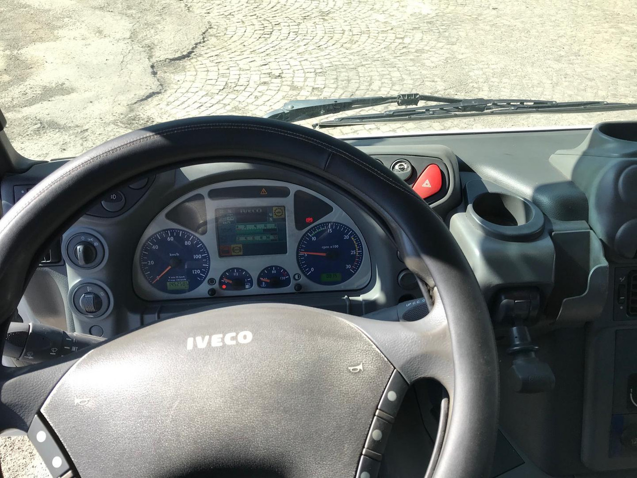 Iveco STRALIS, 260S43Y/TN, hákový nosič kontajnerov s hydraulickým žeriavom - Крюковой мультилифт, Автоманипулятор: фото 4 Iveco STRALIS, 260S43Y/TN, hákový nosič kontajnerov s hydraulickým žeriavom - Крюковой мультилифт, Автоманипулятор: фото 4