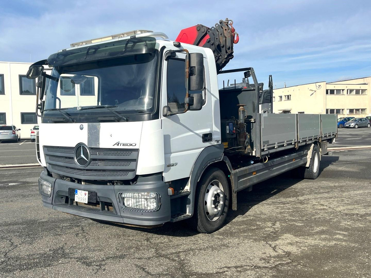 Mercedes truck ATEGO, 1527, Crane HMF 1120 - K5 - Грузовик бортовой/ Платформа, Автоманипулятор: фото 3 Mercedes truck ATEGO, 1527, Crane HMF 1120 - K5 - Грузовик бортовой/ Платформа, Автоманипулятор: фото 3