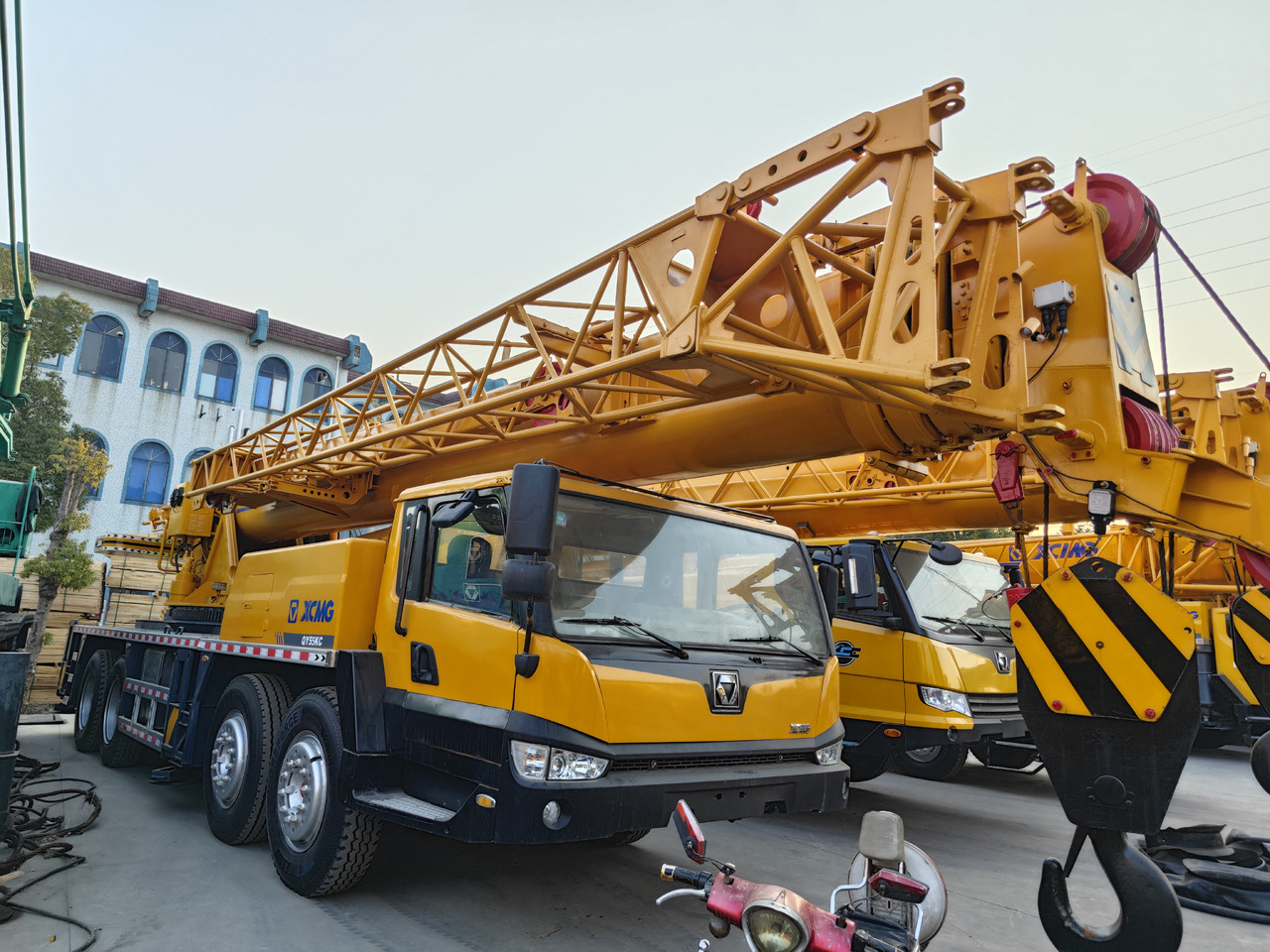 XCMG QY55KC used 55ton truck crane - Мобильный кран: фото 1 XCMG QY55KC used 55ton truck crane - Мобильный кран: фото 1