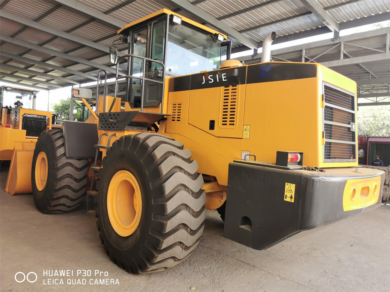 JSIE JSIE956 - Колёсный погрузчик: фото 3 JSIE JSIE956 - Колёсный погрузчик: фото 3