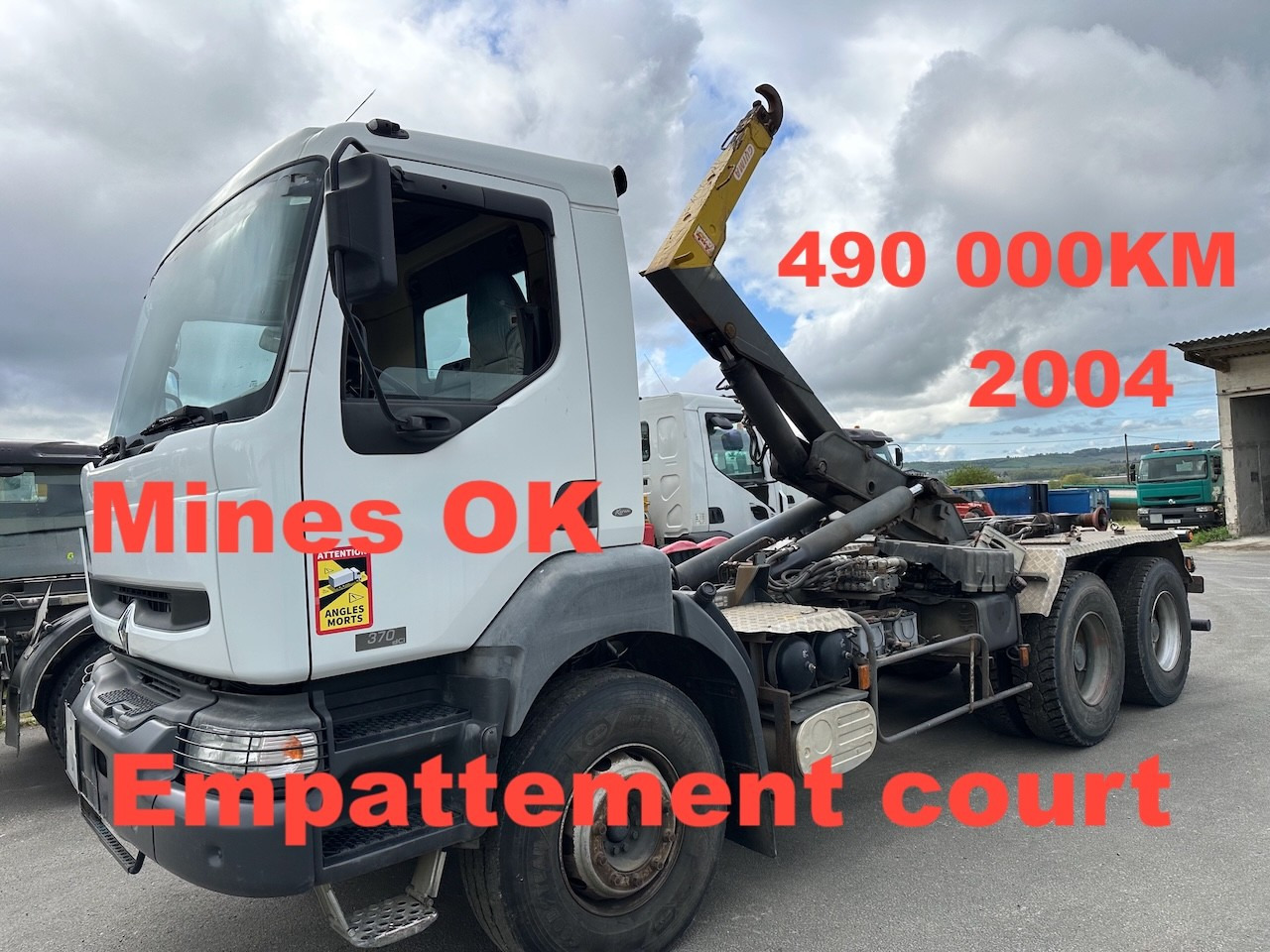 RENAULT KERAX 370 DCI - Крюковой мультилифт: фото 1 RENAULT KERAX 370 DCI - Крюковой мультилифт: фото 1