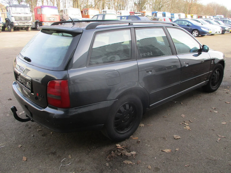 Audi A4 Avant 1.9 tdi , S-Line , Manual , Airco , EXPORT - Универсал: фото 3 Audi A4 Avant 1.9 tdi , S-Line , Manual , Airco , EXPORT - Универсал: фото 3