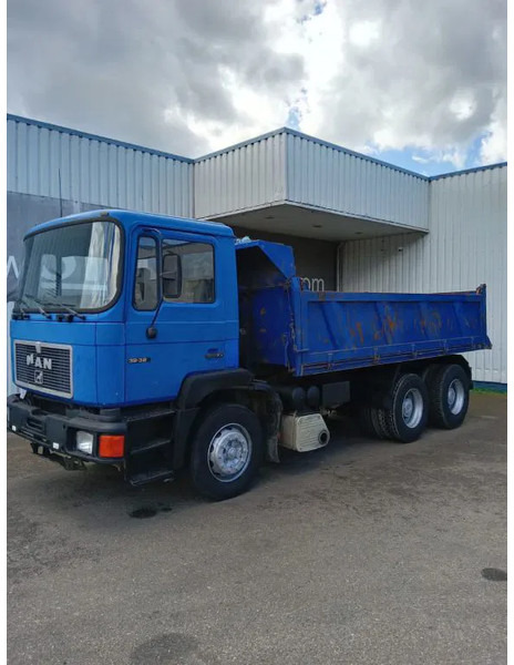MAN F2000 , 32-322 , 6x4 , ZF Manual , Tipper , Spring Suspension - Самосвал: фото 5 MAN F2000 , 32-322 , 6x4 , ZF Manual , Tipper , Spring Suspension - Самосвал: фото 5