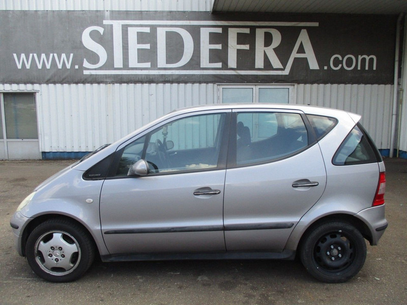 Mercedes-Benz A-Klasse A160 Elegance , Manual - Хэтчбек: фото 2 Mercedes-Benz A-Klasse A160 Elegance , Manual - Хэтчбек: фото 2