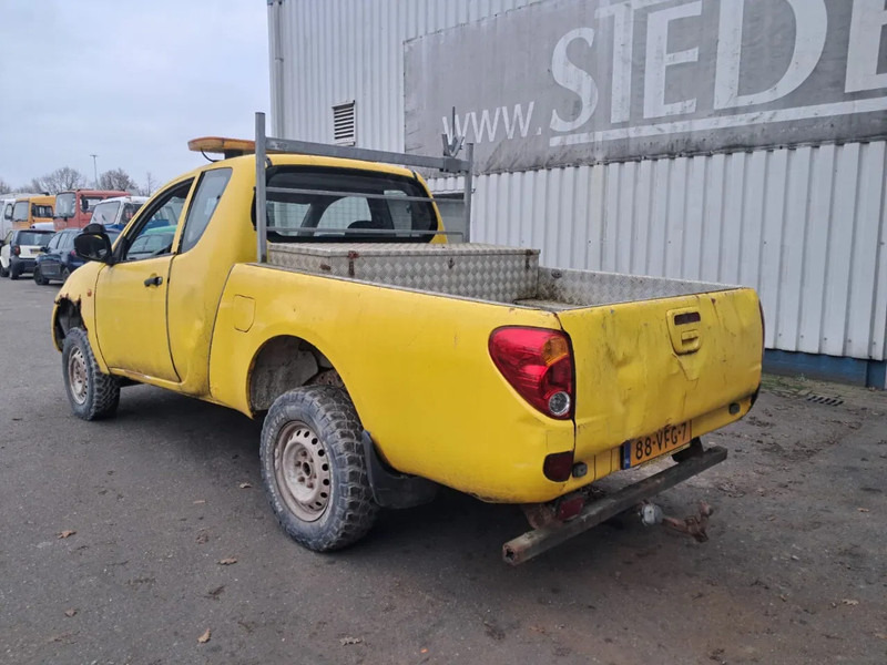 Mitsubishi L200 , 4x4 , 2.5 Di-D , NOT RUNNING !!!, FOR PARTS !!!! - Легковой автомобиль: фото 5 Mitsubishi L200 , 4x4 , 2.5 Di-D , NOT RUNNING !!!, FOR PARTS !!!! - Легковой автомобиль: фото 5
