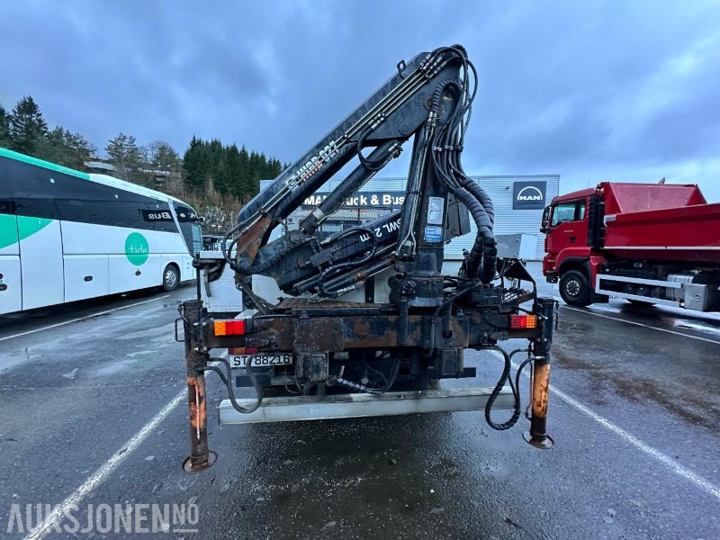 2004 MAN 8.225 LK planbil med HIAB kran, 134345km - Грузовик бортовой/ Платформа: фото 4 2004 MAN 8.225 LK planbil med HIAB kran, 134345km - Грузовик бортовой/ Платформа: фото 4