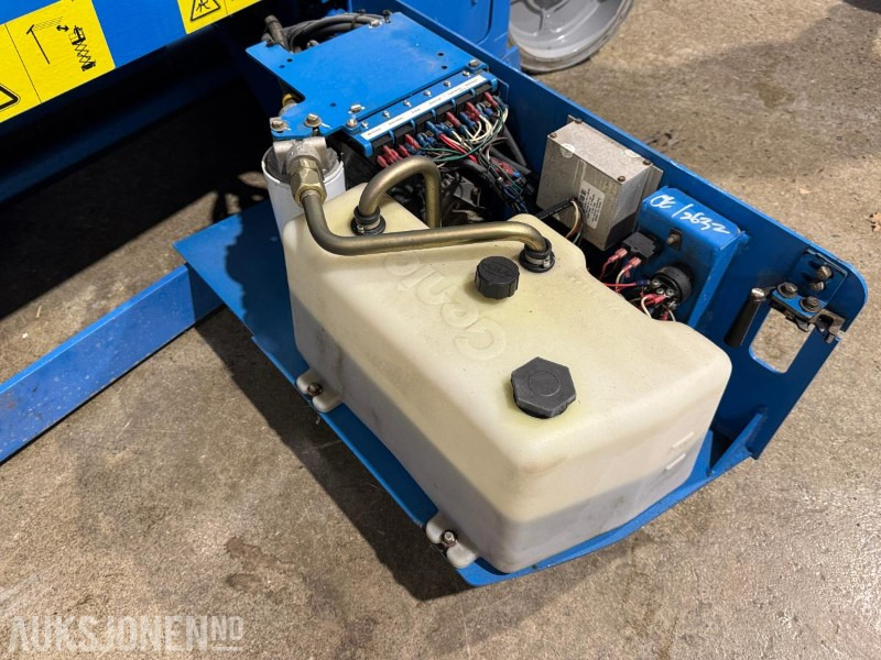 Подъёмник 2006 Genie GS2632 sakselift / 10 meter: фото 10 Подъёмник 2006 Genie GS2632 sakselift / 10 meter: фото 10