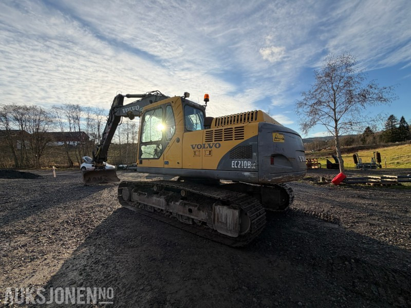 2006 Volvo EC 210B med Engcon EC20 tiltrotator, HK feste, pusseskuff og graveskuff - Экскаватор: фото 4 2006 Volvo EC 210B med Engcon EC20 tiltrotator, HK feste, pusseskuff og graveskuff - Экскаватор: фото 4