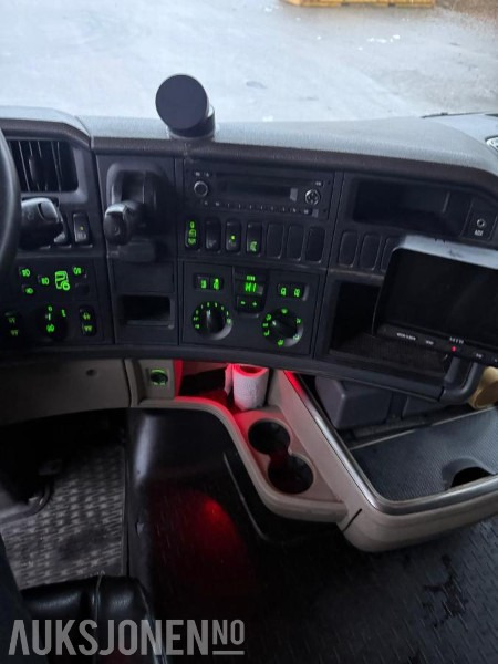 Грузовик-контейнеровоз/ Сменный кузов 2011 Scania R480 LB6X2HNB – 491 hk – EU-godkjent til 24/09/2026: фото 31 Грузовик-контейнеровоз/ Сменный кузов 2011 Scania R480 LB6X2HNB – 491 hk – EU-godkjent til 24/09/2026: фото 31