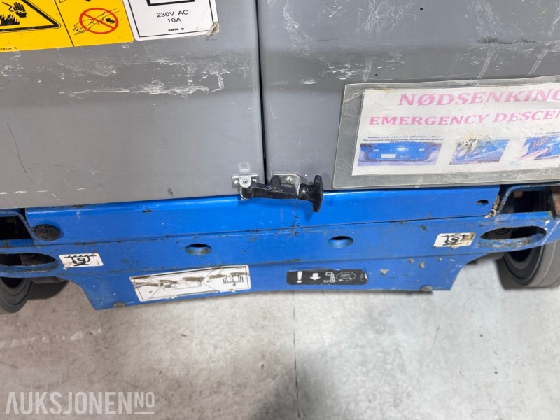 Подъёмник 2013 Genie GRC-12 - 5,5m mastelift: фото 12