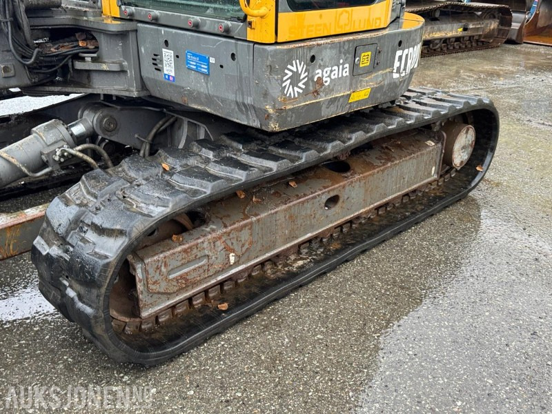 Мини-экскаватор 2013 Volvo ECR88 gravemaskin med 3 skuffer, Indexator tiltrotator Sertifisert 10.26 8677T: фото 13 Мини-экскаватор 2013 Volvo ECR88 gravemaskin med 3 skuffer, Indexator tiltrotator Sertifisert 10.26 8677T: фото 13