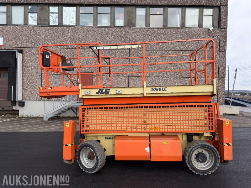 2014 JLG 4069LE - elektrisk sakselift med arbeidshøyde på 14m - Подъёмник: фото 3 2014 JLG 4069LE - elektrisk sakselift med arbeidshøyde på 14m - Подъёмник: фото 3