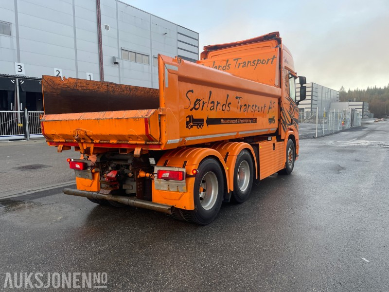2018 Scania R500 6x4 m/dumperkasse brøyterigget Kun 167 000 km - Самосвал: фото 3 2018 Scania R500 6x4 m/dumperkasse brøyterigget Kun 167 000 km - Самосвал: фото 3