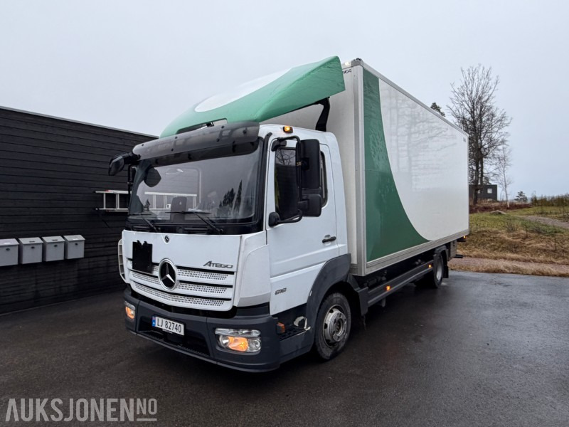 2023 Mercedes-Benz Atego 818 kjøpt ny i Norge - Baklem - 266855 km - Грузовик с закрытым кузовом: фото 1 2023 Mercedes-Benz Atego 818 kjøpt ny i Norge - Baklem - 266855 km - Грузовик с закрытым кузовом: фото 1