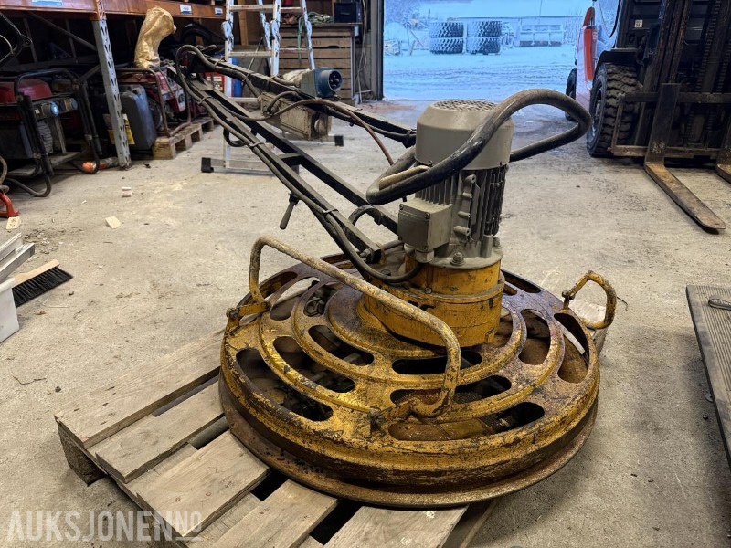 Dynapac BG35 betongglatter/glattemaskine - Каток: фото 2 Dynapac BG35 betongglatter/glattemaskine - Каток: фото 2