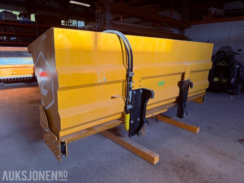2019 EXERO EX100 Sandstrøer med hydraulikk og vibrator - Грузовик: фото 2 2019 EXERO EX100 Sandstrøer med hydraulikk og vibrator - Грузовик: фото 2