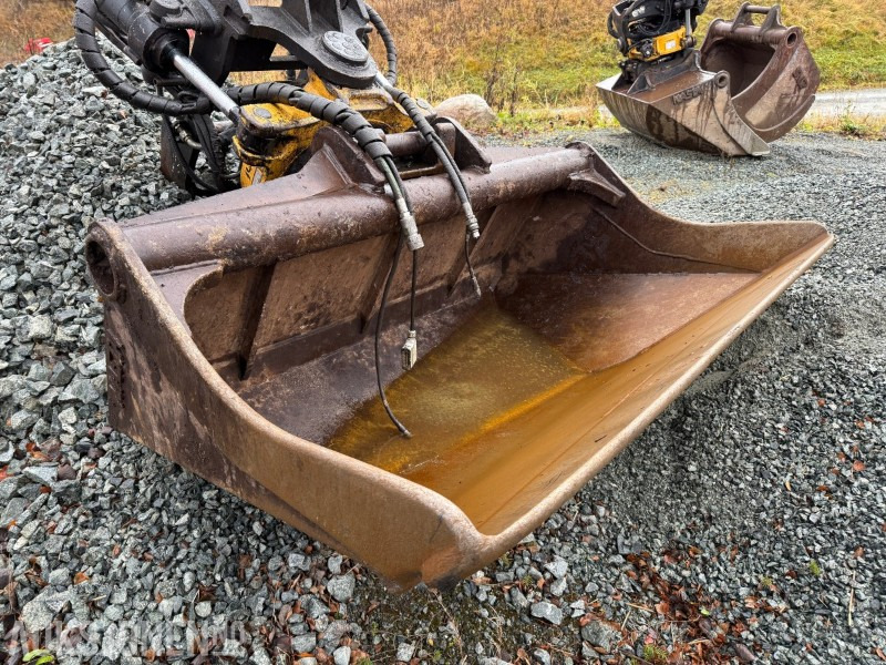 Гусеничный экскаватор Hitachi ZX250 LC-6 EC223, GPS, Sentralsmøring, 2 skuffer, LED: фото 16 Гусеничный экскаватор Hitachi ZX250 LC-6 EC223, GPS, Sentralsmøring, 2 skuffer, LED: фото 16