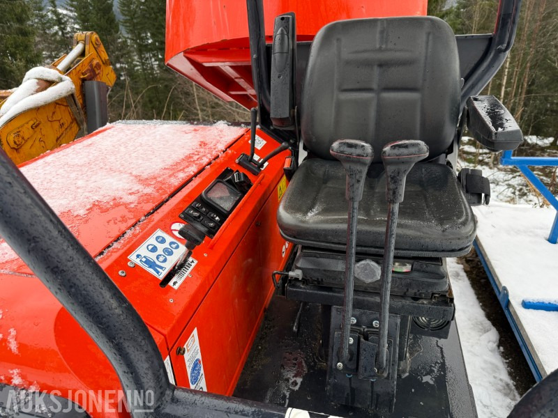 Kubota KC250-4 beltegående dumper kun 393 timer - med stativ for rør / stolper ol. - Мини-погрузчик с бортовым поворотом: фото 5 Kubota KC250-4 beltegående dumper kun 393 timer - med stativ for rør / stolper ol. - Мини-погрузчик с бортовым поворотом: фото 5