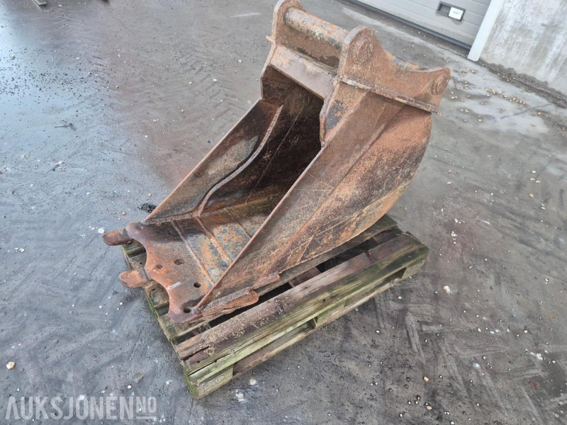 1990 Smal skuff med S-60 feste - Навесное оборудование для Строительной техники: фото 2 1990 Smal skuff med S-60 feste - Навесное оборудование для Строительной техники: фото 2