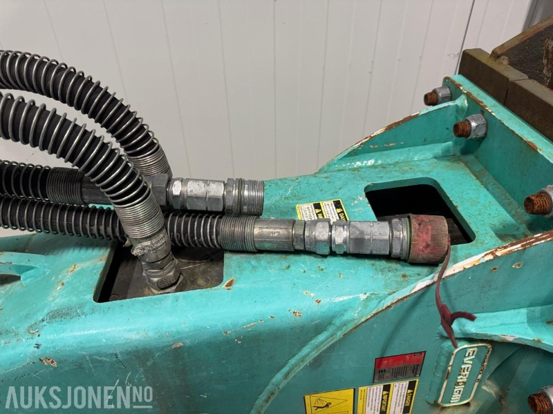 2013 Everdigm EHB06BA pigghammer / S50 - Навесное оборудование для Строительной техники: фото 3 2013 Everdigm EHB06BA pigghammer / S50 - Навесное оборудование для Строительной техники: фото 3