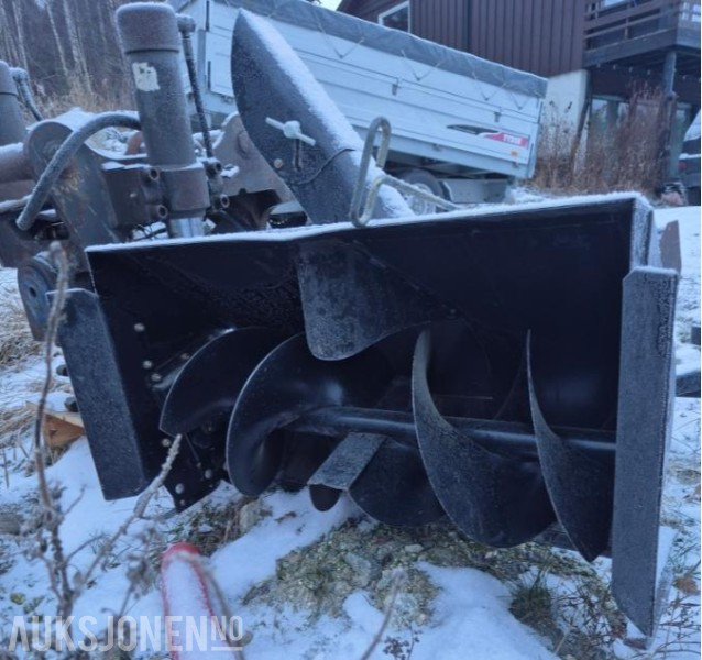 Stiga Snøfres til plentraktor, brukt på Stiga Park - Сельскохозяйственная техника: фото 3 Stiga Snøfres til plentraktor, brukt på Stiga Park - Сельскохозяйственная техника: фото 3