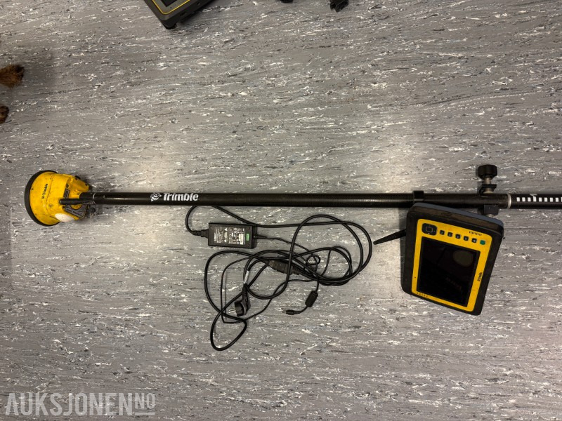 Trimble SPS985 GNSS Rover - Строительное оборудование: фото 1 Trimble SPS985 GNSS Rover - Строительное оборудование: фото 1