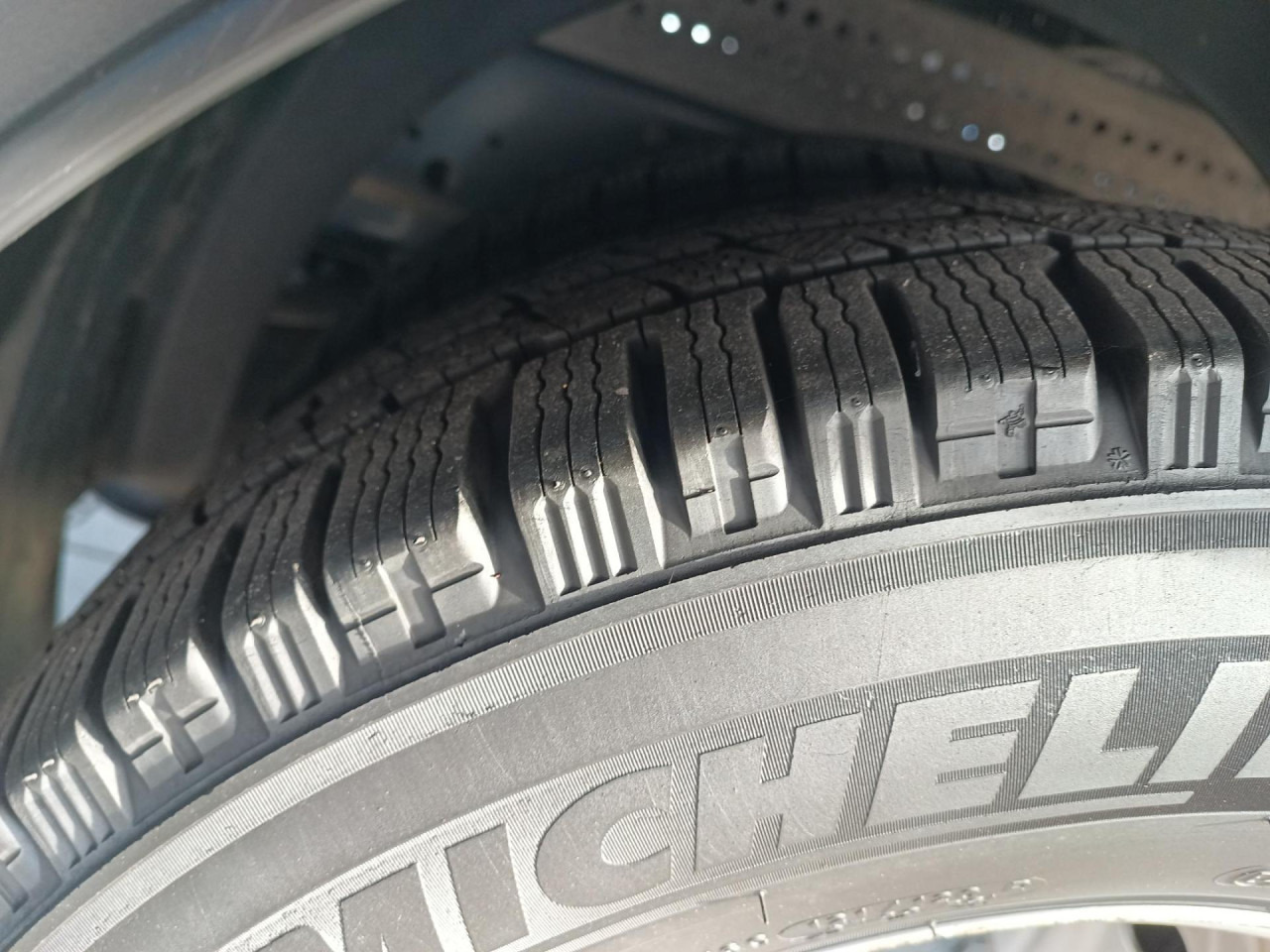 IVECO Daily 70C18A8/P - Фургон с закрытым кузовом: фото 2 IVECO Daily 70C18A8/P - Фургон с закрытым кузовом: фото 2