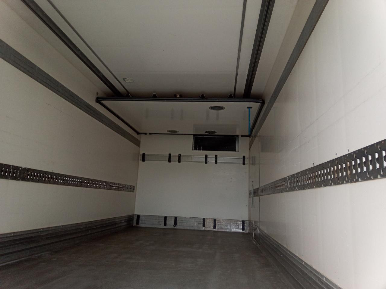 IVECO Eurocargo 180E32R/P - Рефрижератор: фото 5 IVECO Eurocargo 180E32R/P - Рефрижератор: фото 5