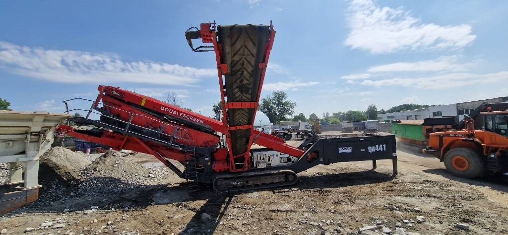 Sandvik QA 441 - Грохот: фото 3 Sandvik QA 441 - Грохот: фото 3