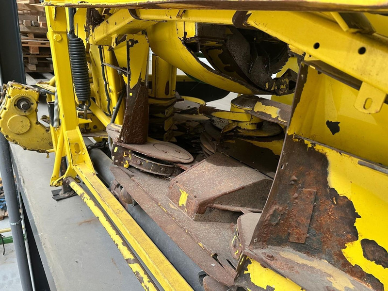 Кормоуборочный комбайн Kemper 390 CORN HEADER | 12 ROW | FRONT WHEEL: фото 8 Кормоуборочный комбайн Kemper 390 CORN HEADER | 12 ROW | FRONT WHEEL: фото 8