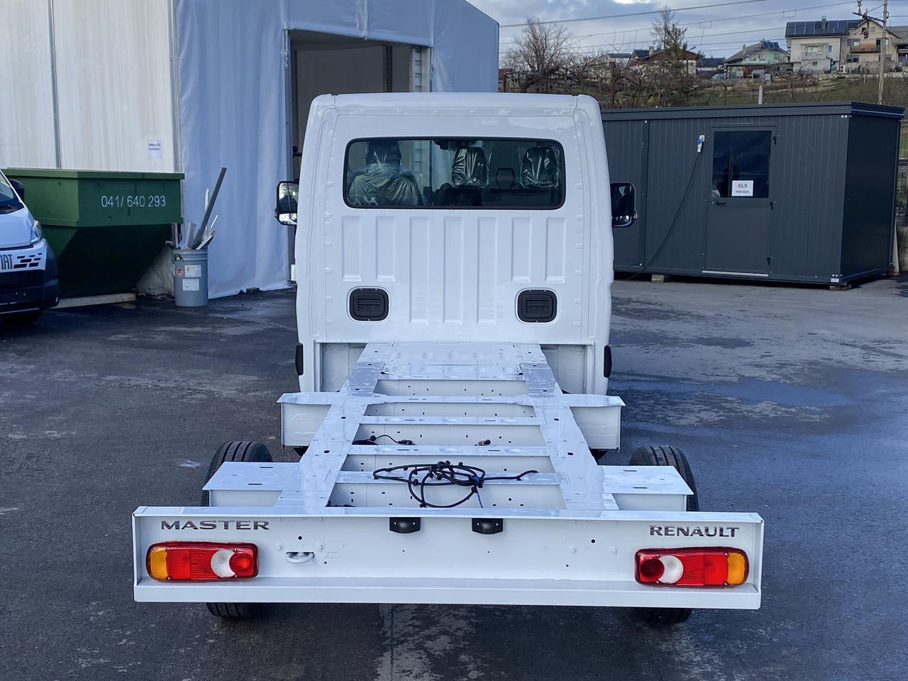 RENAULT NEW MASTER L3 170PS 1+2 PRITSCHE PLANE 4300MM - Тентованный фургон: фото 4 RENAULT NEW MASTER L3 170PS 1+2 PRITSCHE PLANE 4300MM - Тентованный фургон: фото 4